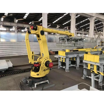 青島永立華興碼垛機(jī)器人